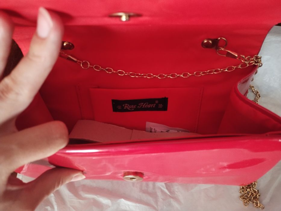 Сумочка клатч на випускний червона