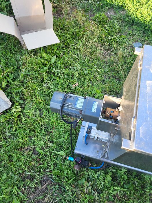 Дозатор 100-2000 г пневматичний для густих соусів