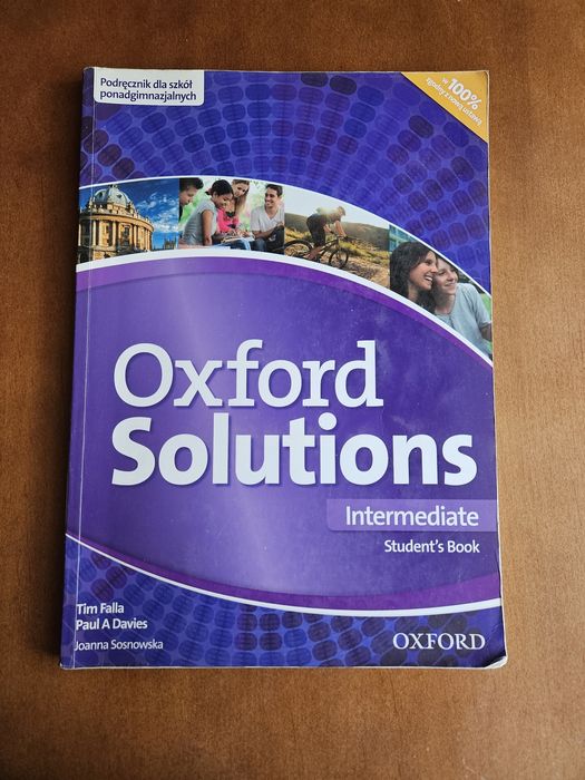Oxford Solutions Intermediate Student's Book