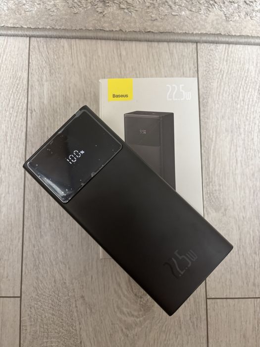 Продам Павер Baseus 30000 mah