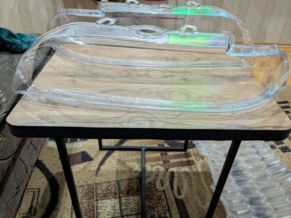 Стекло фары БМВ е39 рестайлинг