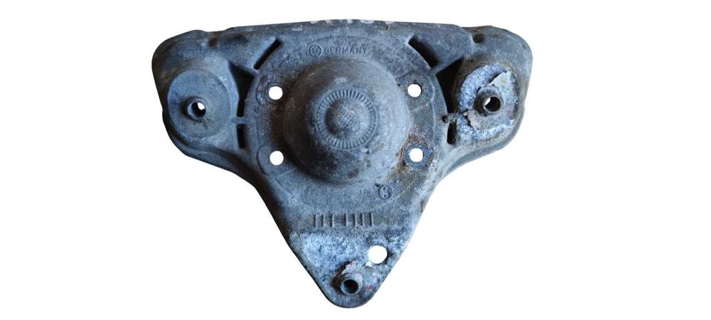 Audi A4 B5 A6 C5 Passat B5 Mocowanie Górne Amortyzatora McPhersona