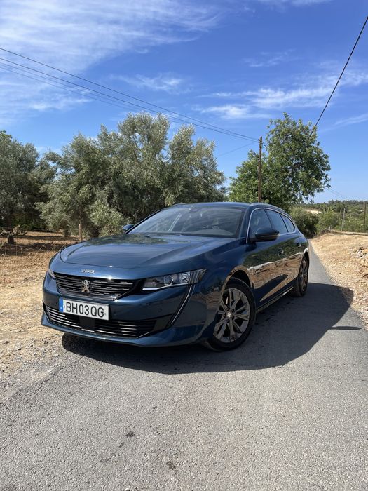 1.5 BlueHDI Allure EAT8