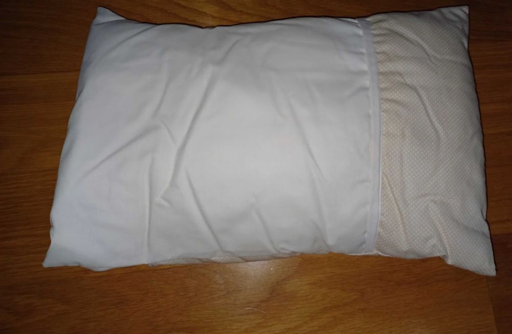 Conjunto de edredão + resguardo + almofada