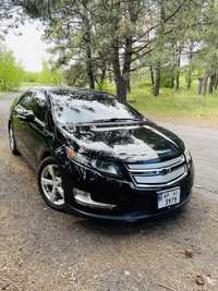 Chevrolet volt 2013 року