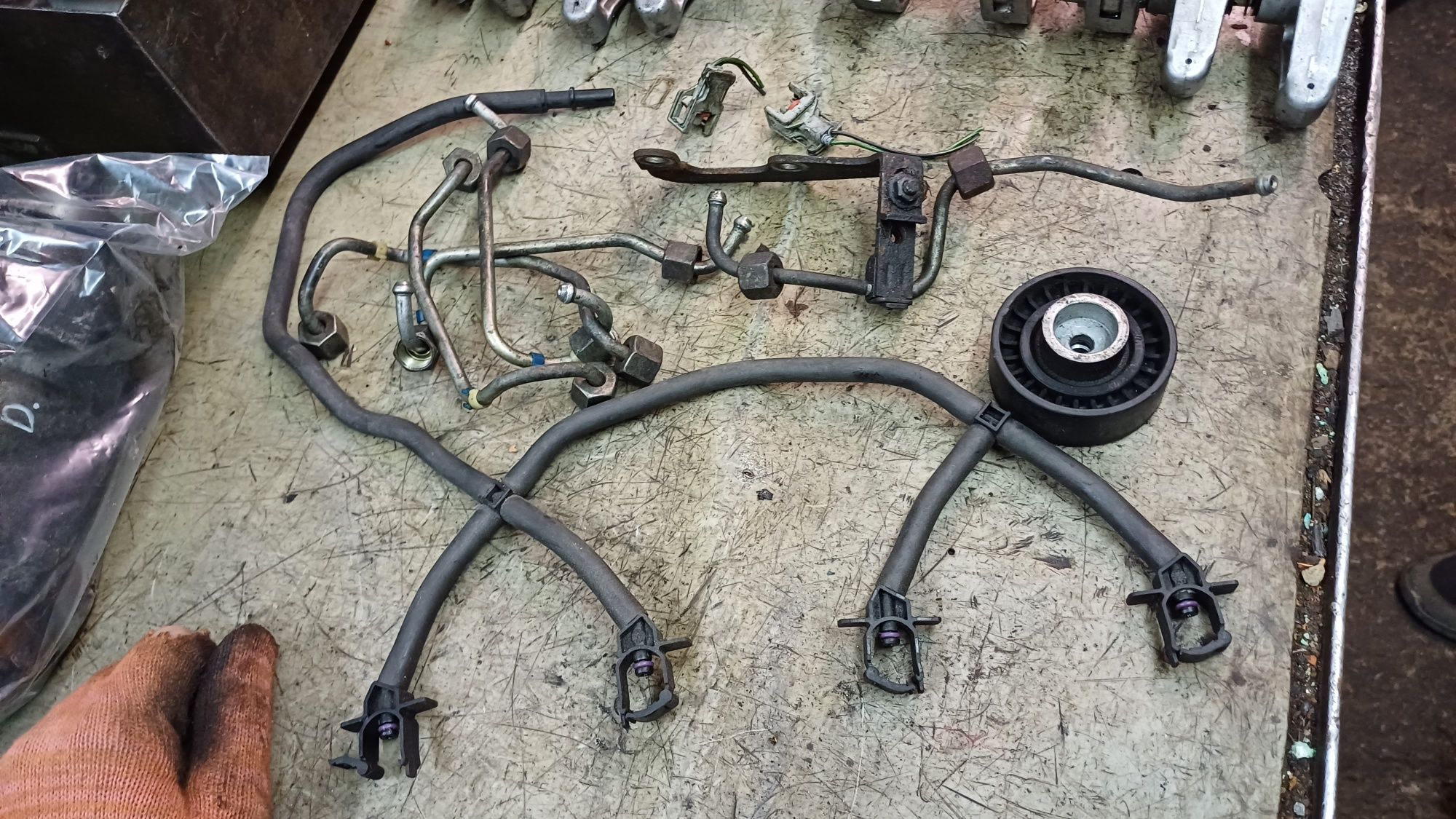 Паливна рампа Ford modeo mk3 2.0
