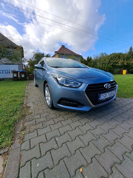 Hyundai i40 1,7CRDI Premium NISKI PRZEBIEG!!!