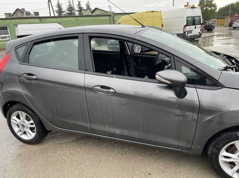 Дверь Ford Fiesta MK7 двери Форд Фиеста МК8 шрот запчасти разборка б/у