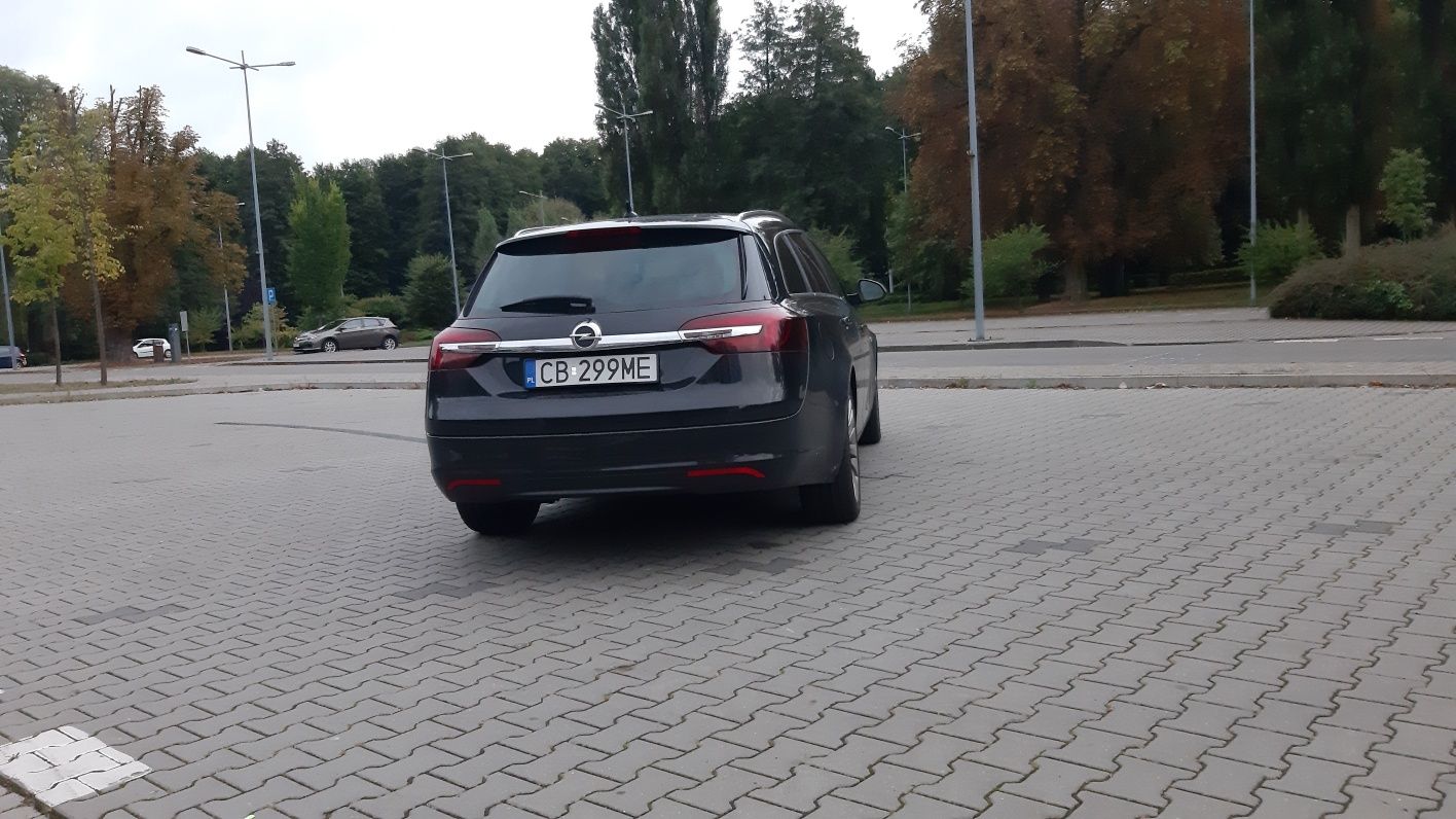 Sprzedam Opel Insignia 2.0 CDTI, kombi , lift.