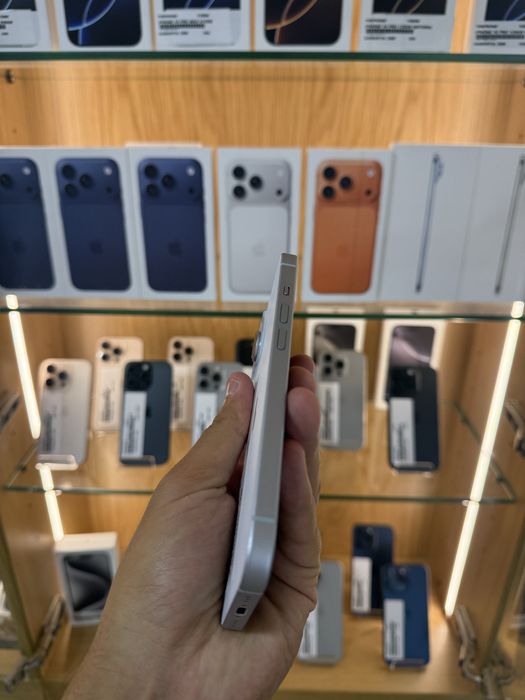 IPHONE 15 256GB COMO NOVO BLUE