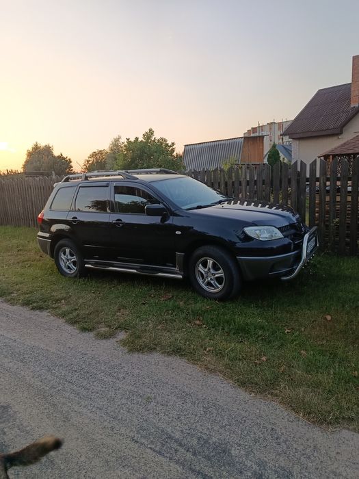 Мітсубісі аутлендер 1