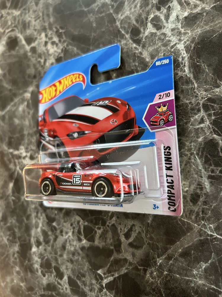 Hot Wheels ’15 Mazda MX-5 Miata
