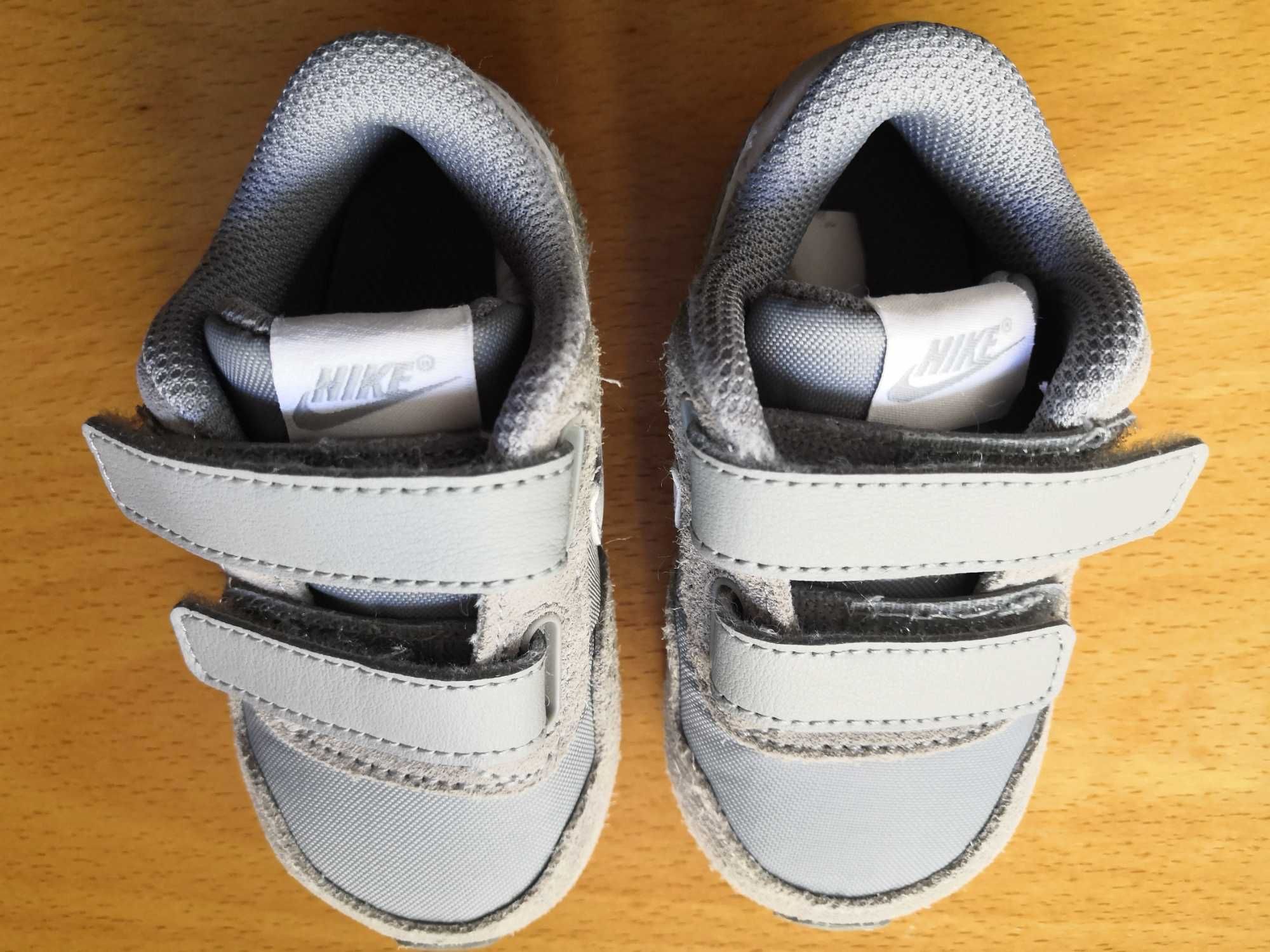 nike bébé 4c como novas