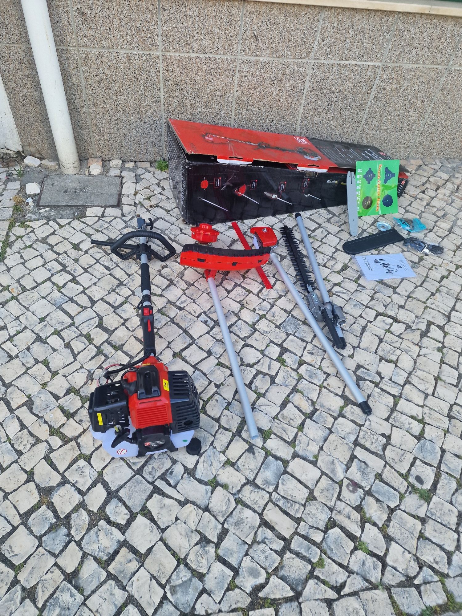Máquina de cortar erva nova