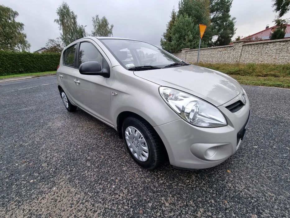 Hyundai i20 Pierwszy właściciel salon Polska 1.2 benzyna zadbany niski przebieg