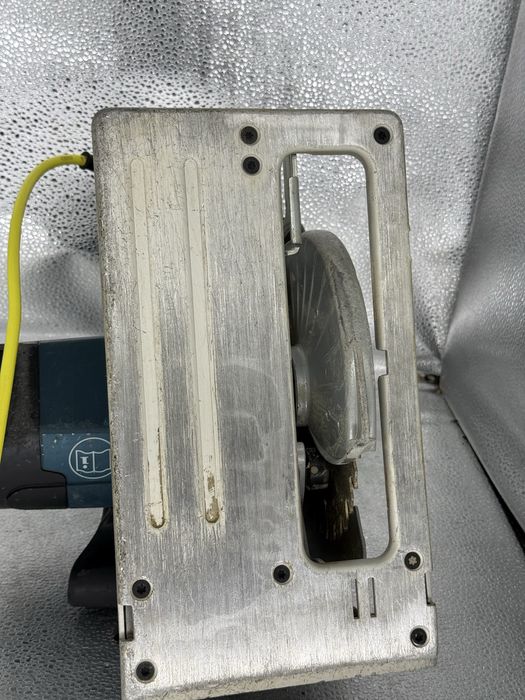 Ручная циркулярная пила Bosch GKS 65  торцовка паркетка