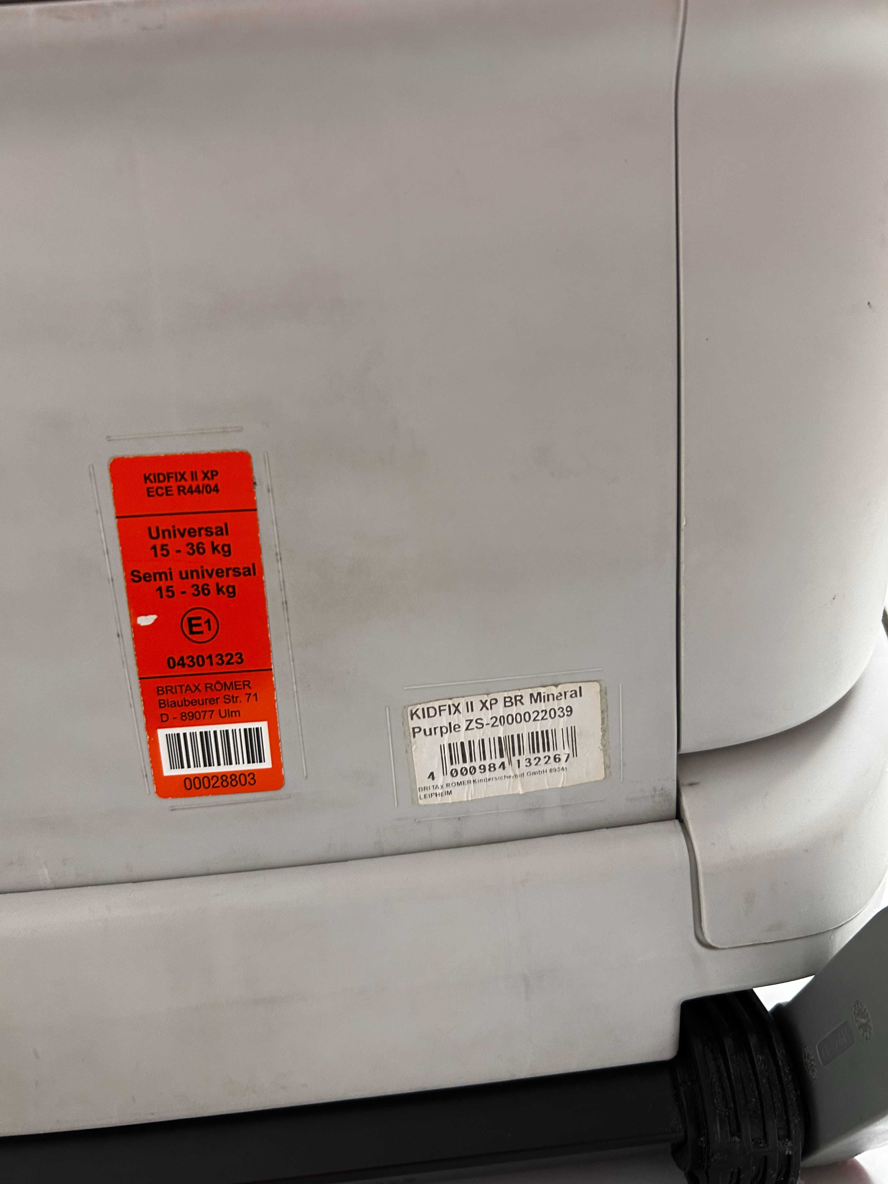 Cadeira  auto de criança