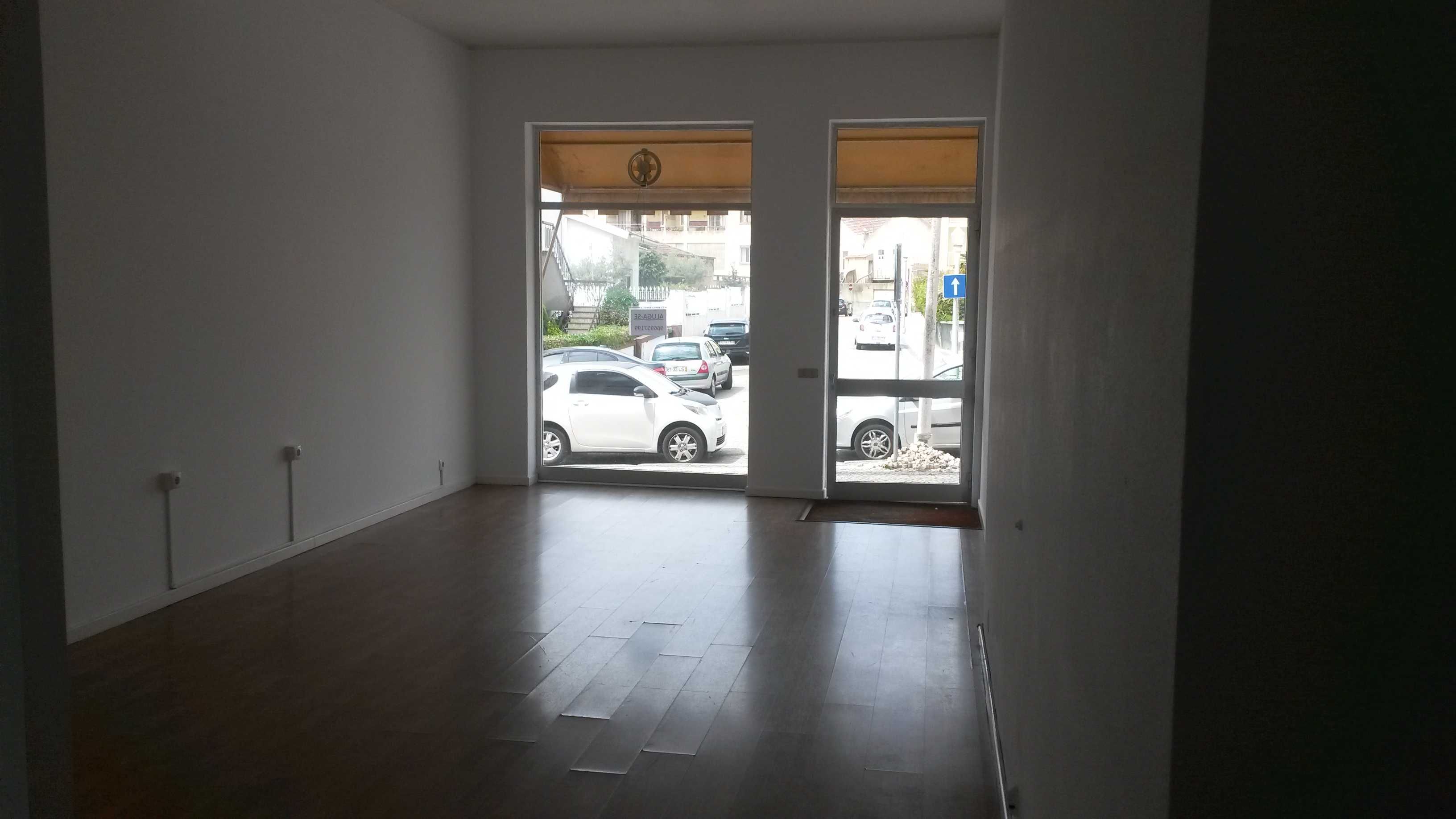 Loja ou Escritório qualquer ramo de comércio ou serviços com 55 m2