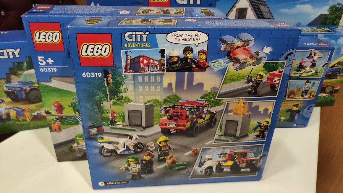 Конструктор LEGO City 60319 Пожарная служба и полицейская погоня