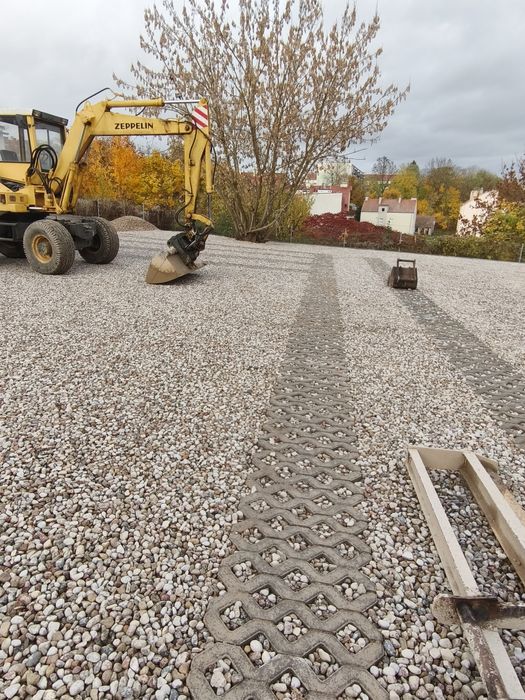 Prace ziemne, wykopy, wymiana gruntu, koparka gąsienicowa, melioracje