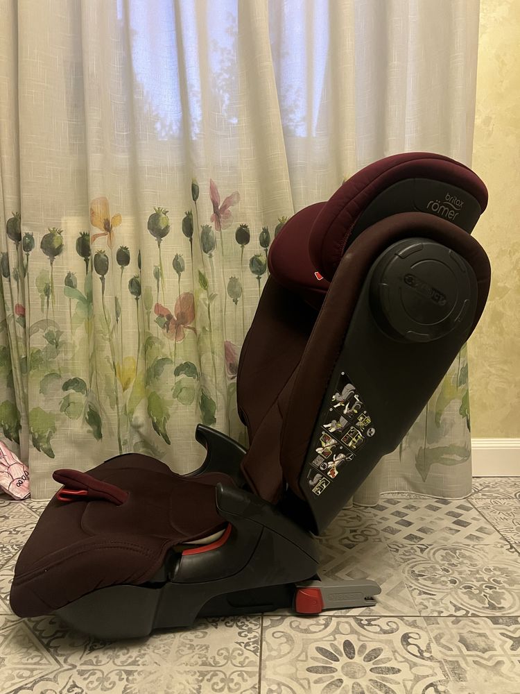 Britax romer KIDFIX III M
