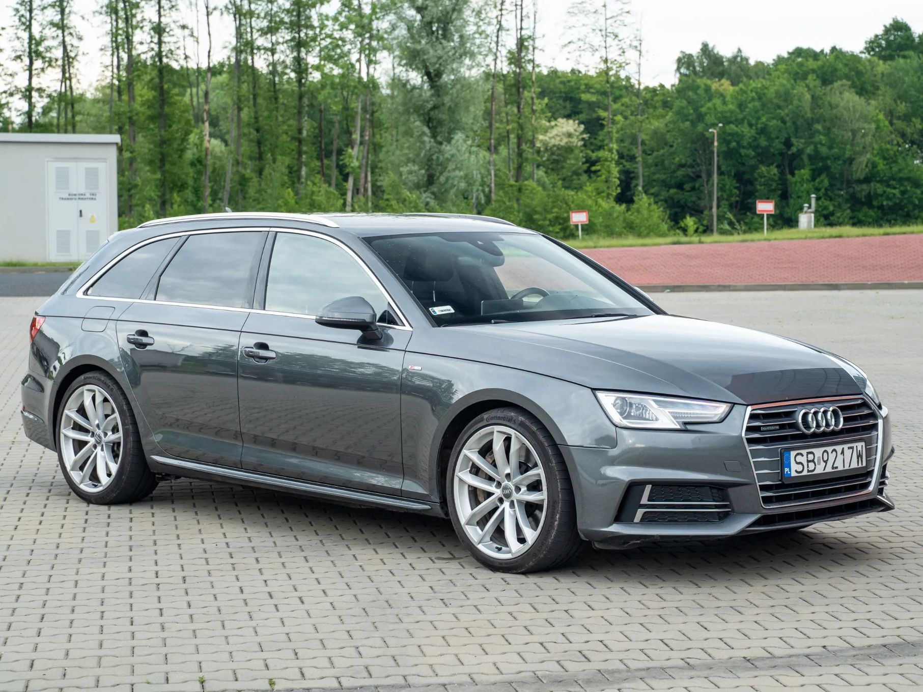 Audi A4 Audi A4 Quattro Avant S-line