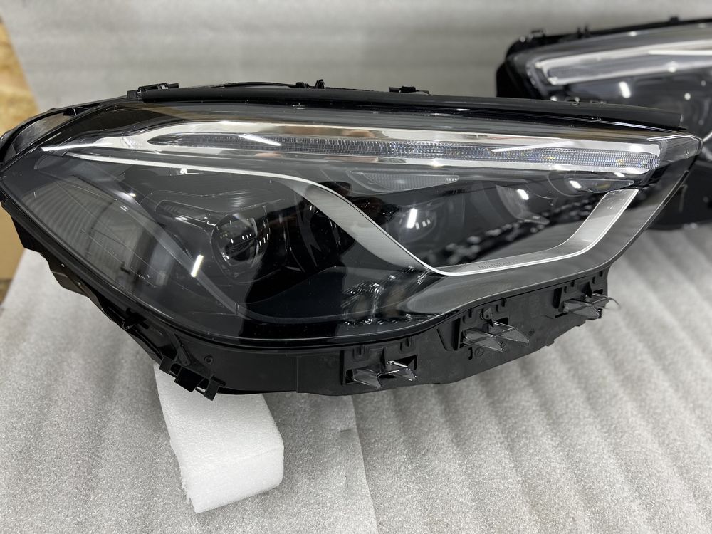 Фари фара MERCEDES W247 GLA MULTIBEAM LED А2479064101 А2479064201