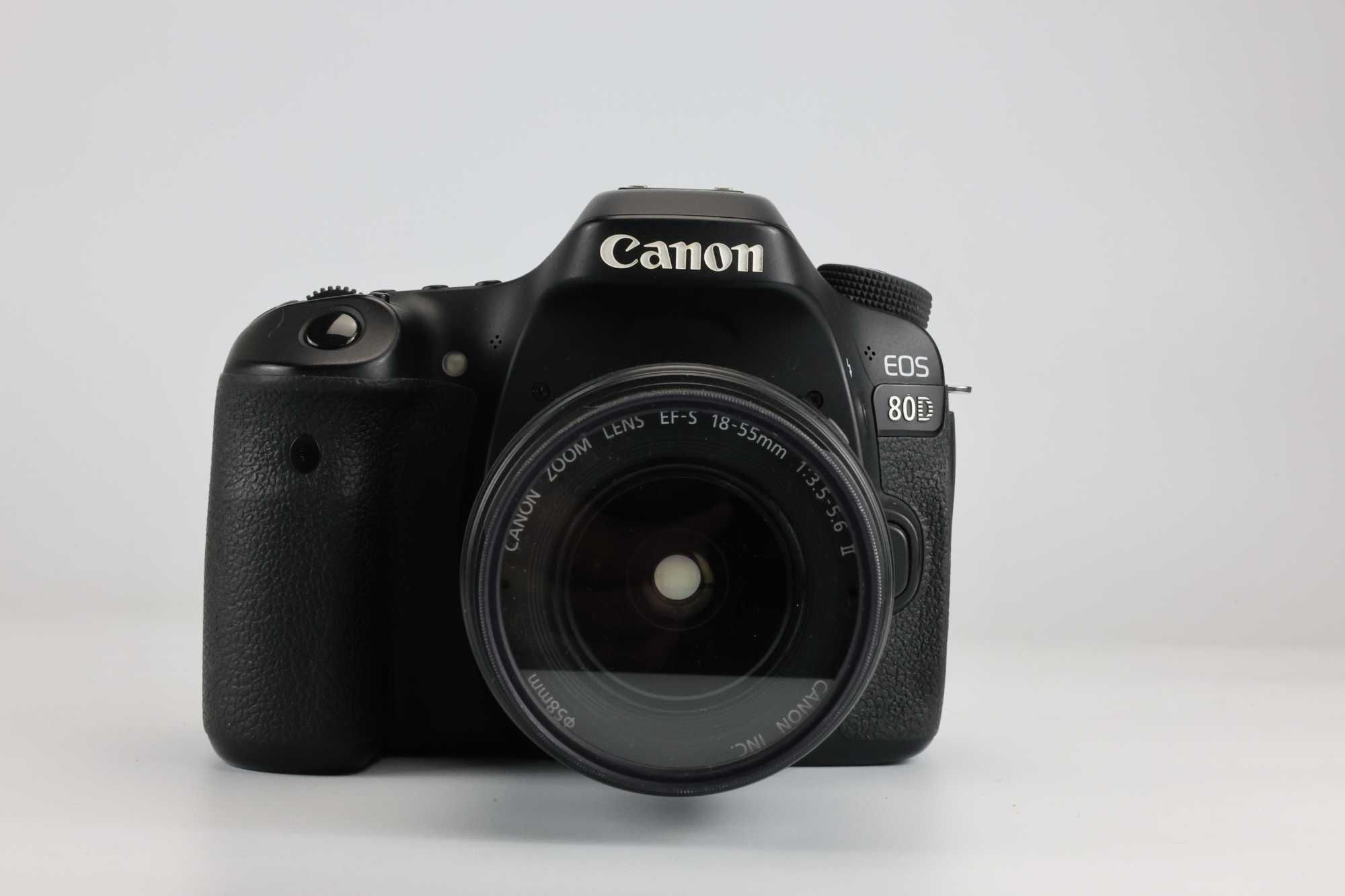 Sprzedam  Canon EOS 80D plus obiektyw Canon 18-55