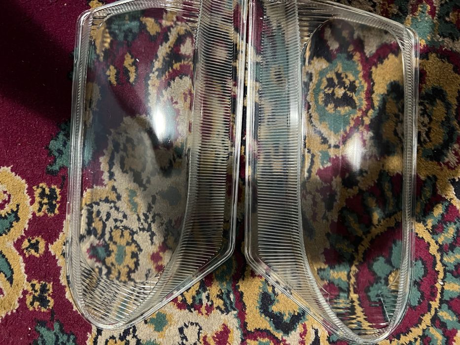 Фари на авто , автофари , склоавтомольние