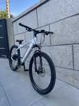bicicleta elétrica (NCM Moscow M3)