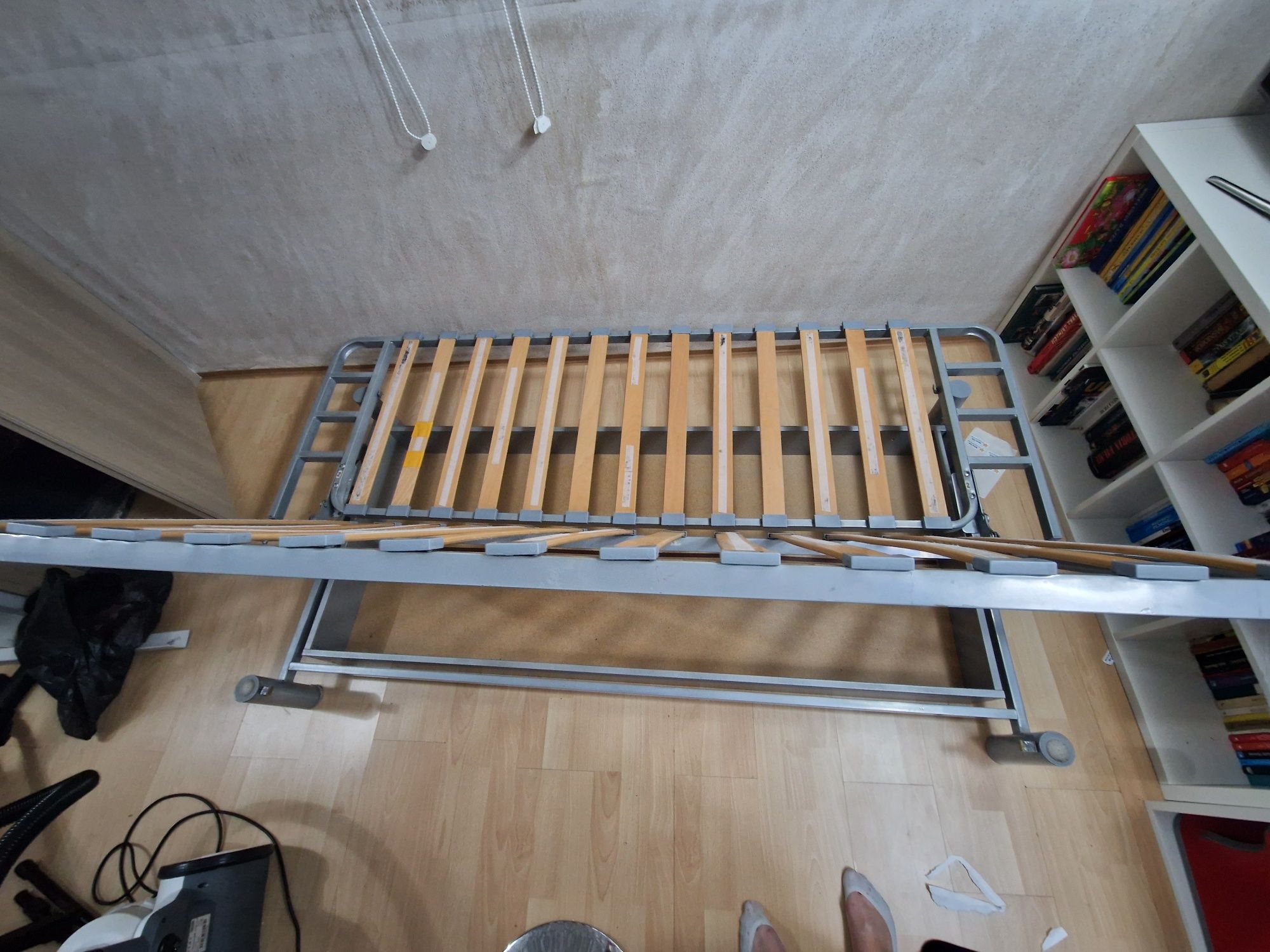 Sofa dwuosobowa Ikea 140x 200 rozkładana  z pojemnikiem