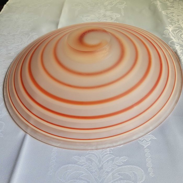 Szklana duża patera