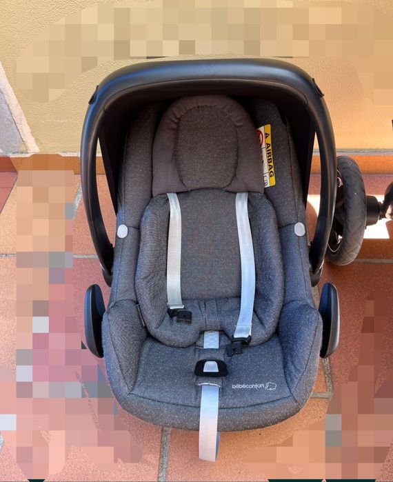 Carrinho de bebê bebeConfort Adorra
