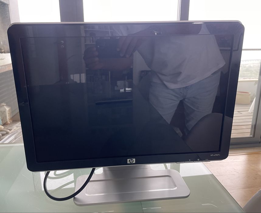Monitor HP w1907v