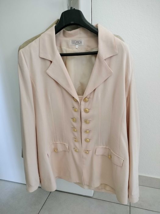 Tailleur medida 38 bege