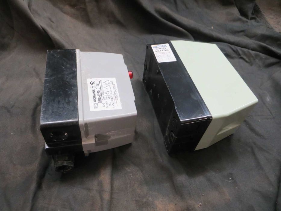 Магнитный пускатель в корпусе.