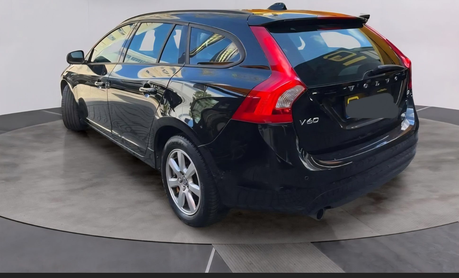 VOLVO V60 1.6 D2