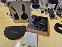 Headphones AKG N Series N60 Noise Cancellation. Completos