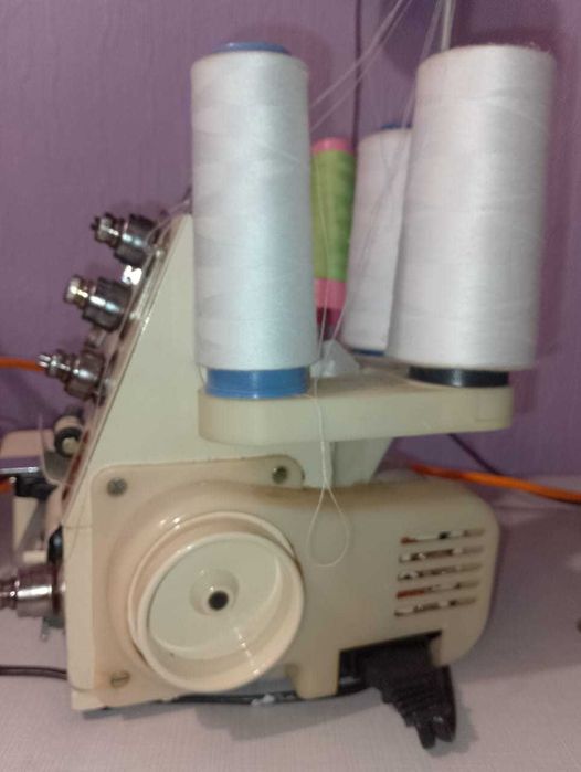 Оверлок 4-ох нитка