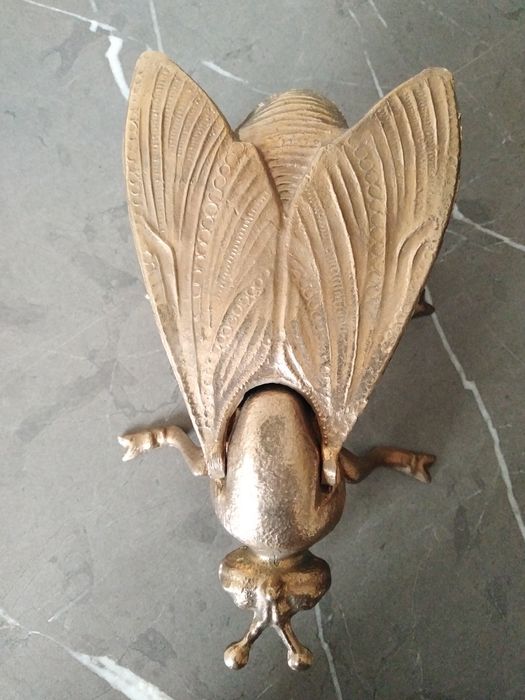 Попільничка бронзова