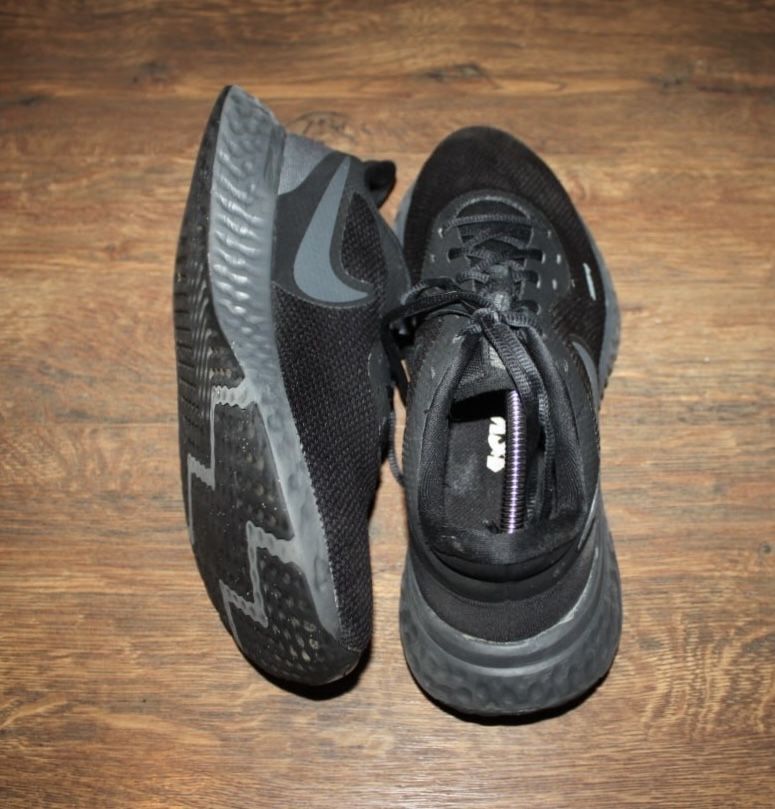Кроссовки Nike Revolution 5 45 размер