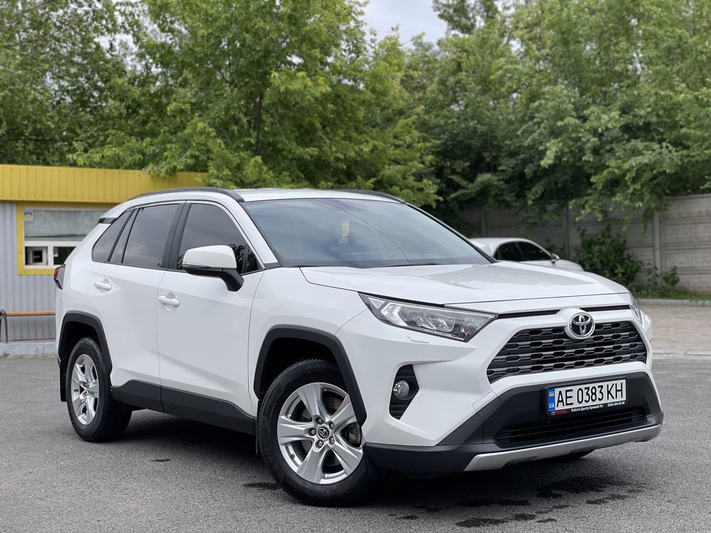 [ВНЕСОК ВІД 20%] Toyota RAV4