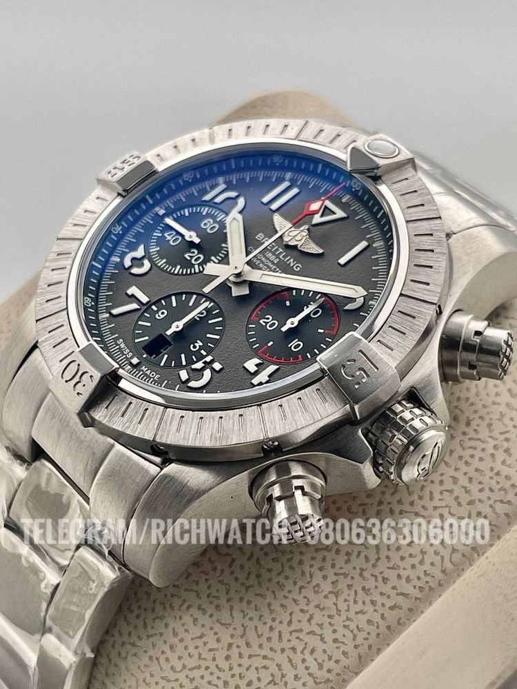 наручные часы Breitling Aeromarine Super Avenger Chronograph