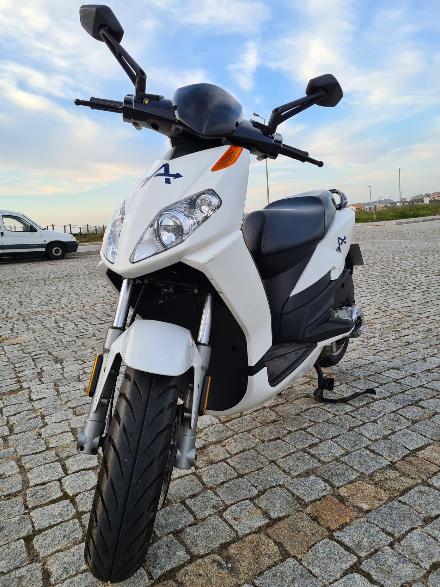 Aprilia 50cc 4t sportcity ano2014 km12.500.