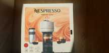 Ekspres do kawy Nespresso Vertuo Next nowy