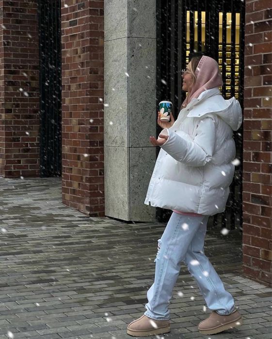 Пуховик жіночий теплий білий зимовий оверсайз з капюшоном•купти куртку