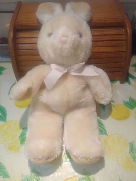 Vários peluches uns de banda desenhada