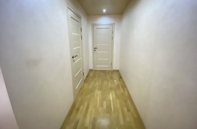 Квартира 4 кімнати