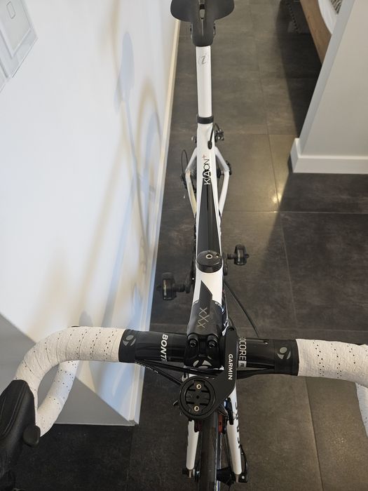 Rower szosowy Isaac Kaon Carbon