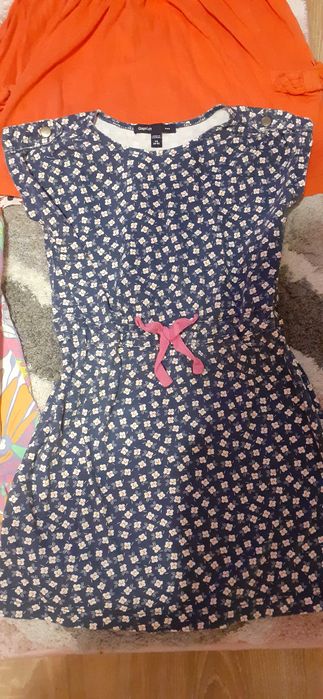 Zestaw 4 sukienek 104-110